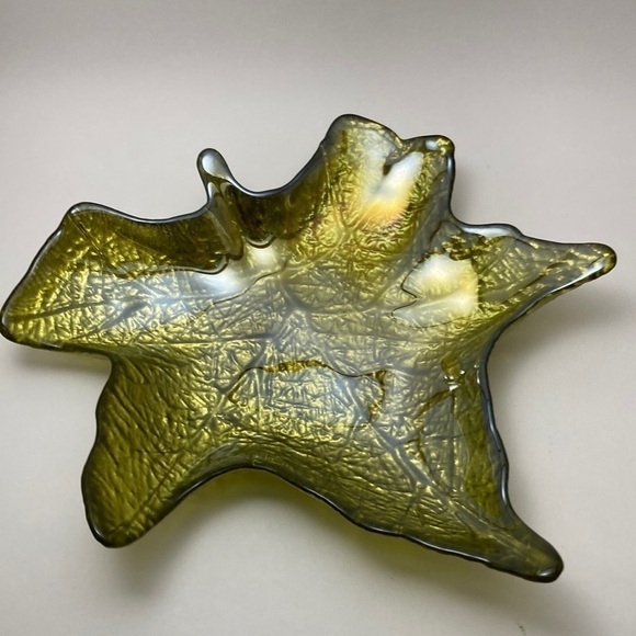 Set of 2 Autumn Maple Leaf Shaped Decorative Glass Plate Metallic Serving Dish - Picture 2 of 7